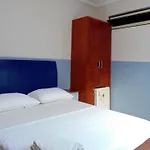 FAROL BEACH Apartamentos&Suítes