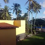 FAROL BEACH Apartamentos&Suítes